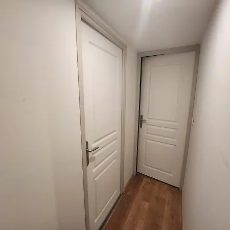 Spacieux 2 Chambres, Lumineux Apartment *