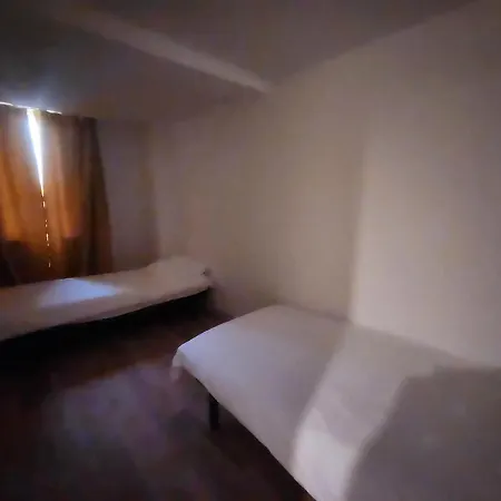 Spacieux 2 Chambres, Lumineux Apartment *